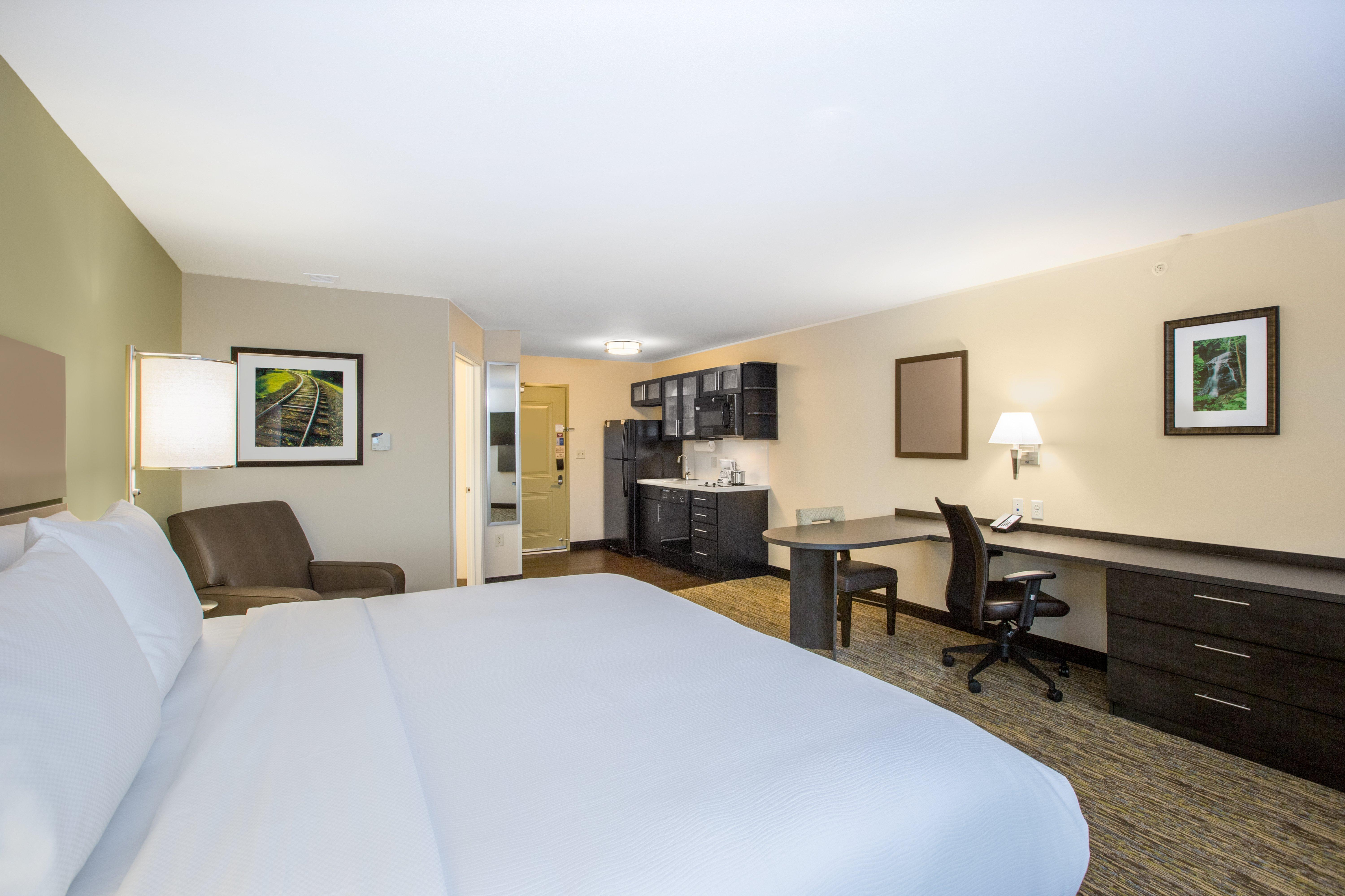 Candlewood Suites - Omaha Millard Area By Ihg Екстер'єр фото