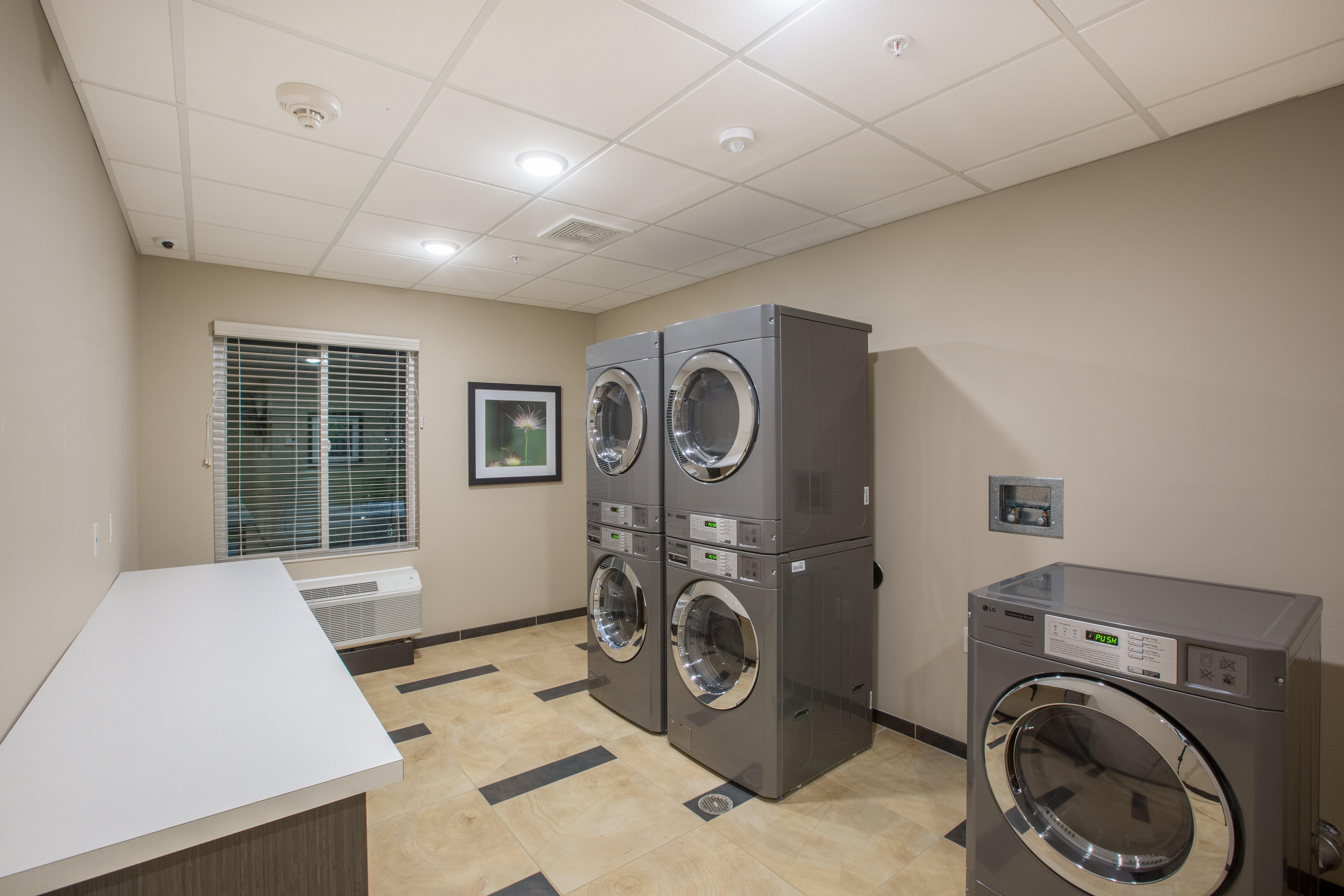 Candlewood Suites - Omaha Millard Area By Ihg Екстер'єр фото
