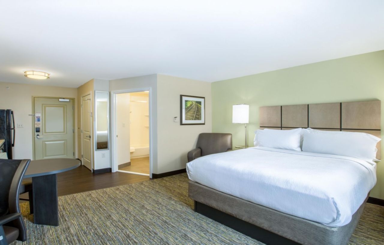 Candlewood Suites - Omaha Millard Area By Ihg Екстер'єр фото